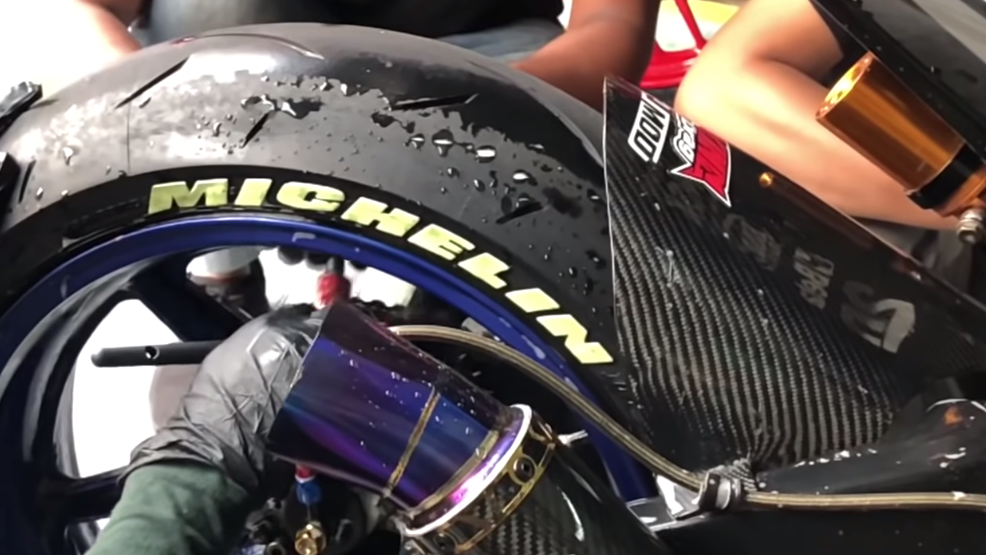 Yamaha Y15ZR scooter Valentino Rossi M1